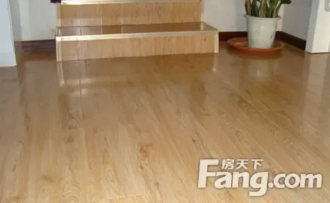 强化木地板和复合木地板的区别 强化木地板和复合木地板的区别