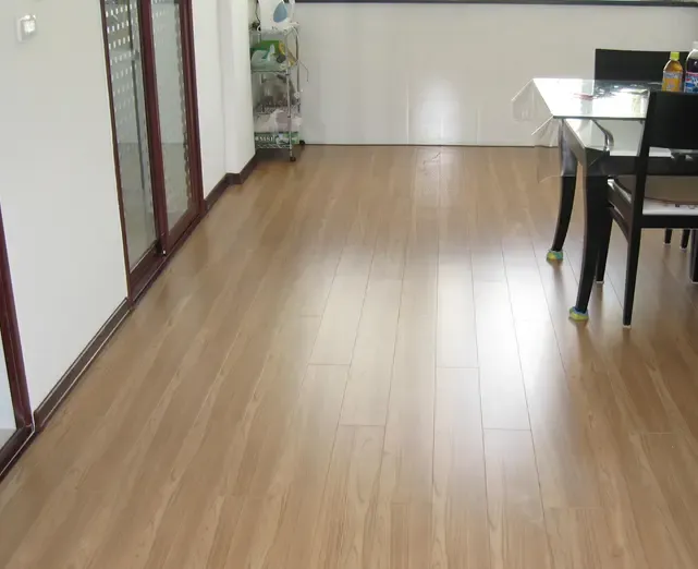 圣象地板和菲林格尔地板哪个好圣象地板如何清洗