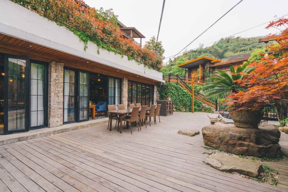 家里装修到底选瓷砖还是地板？选回答完这8个问题再决定！