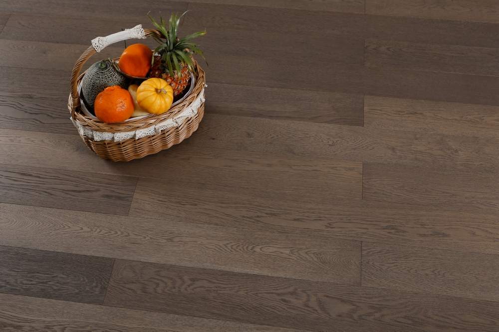 地板瓷砖怎么选，师傅出招真后悔没早知道！邻居争着模仿！