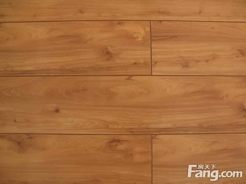 复合地板和实木地板区别是什么 复合地板一般价格大概多少