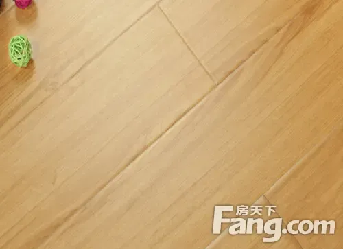 复合地板和强化地板的区别 