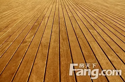 安信地板和大自然地板哪个好 选购地板的注意事项有哪些