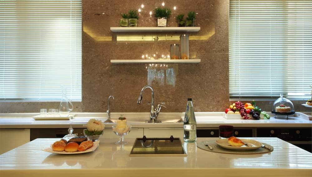 室内地板选哪种好？这种是实木地板完美替代品，连地暖费都省不少