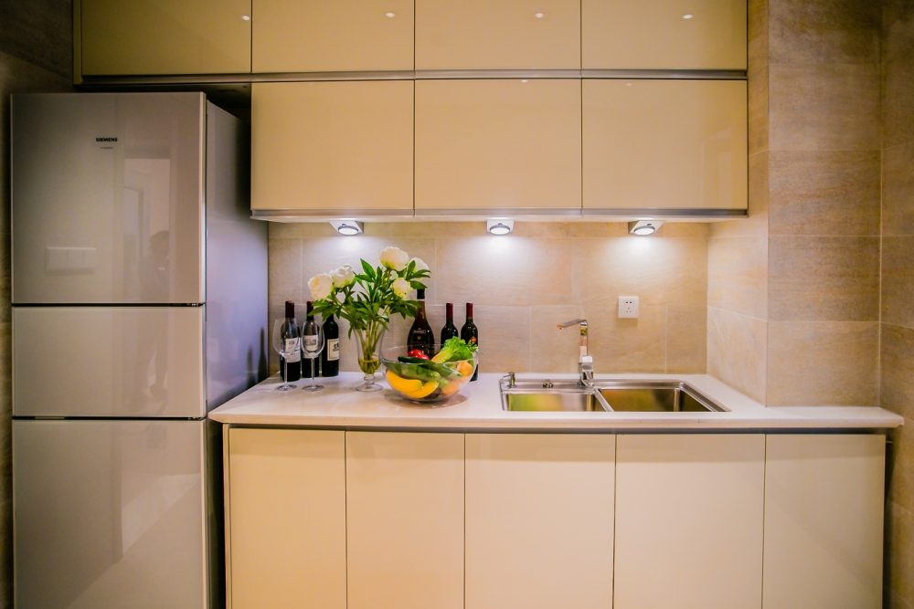 室内地板选哪种好？这种是实木地板完美替代品，连地暖费都省不少