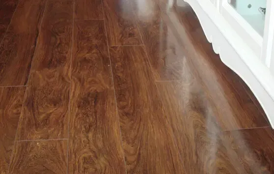 地板砖和复合地板哪个好?木地板和地板砖哪个好? 