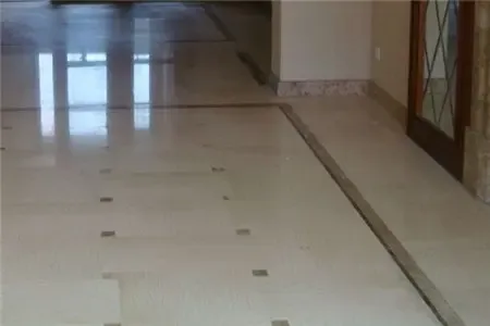 瓷砖地板和木地板哪个好?瓷砖地板和木地板的优缺点有哪些?(图1) 瓷砖地板和木地板哪个好?瓷砖地板和木地板的优缺点有哪些?(图1)