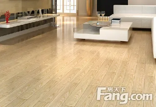 橡木地板和柚木地板的区别