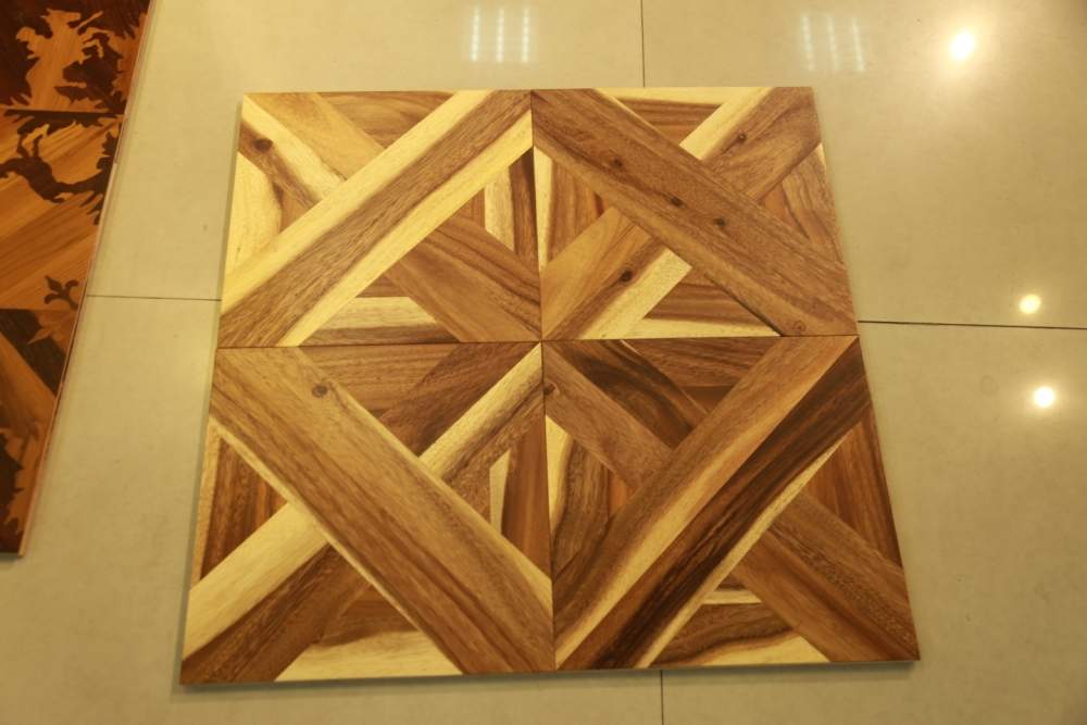 实木地板和复合地板的区别是什么？如何保养实木地板？