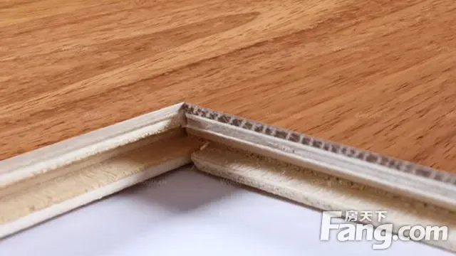 实木地板好还是复合地板好？比过才知道！