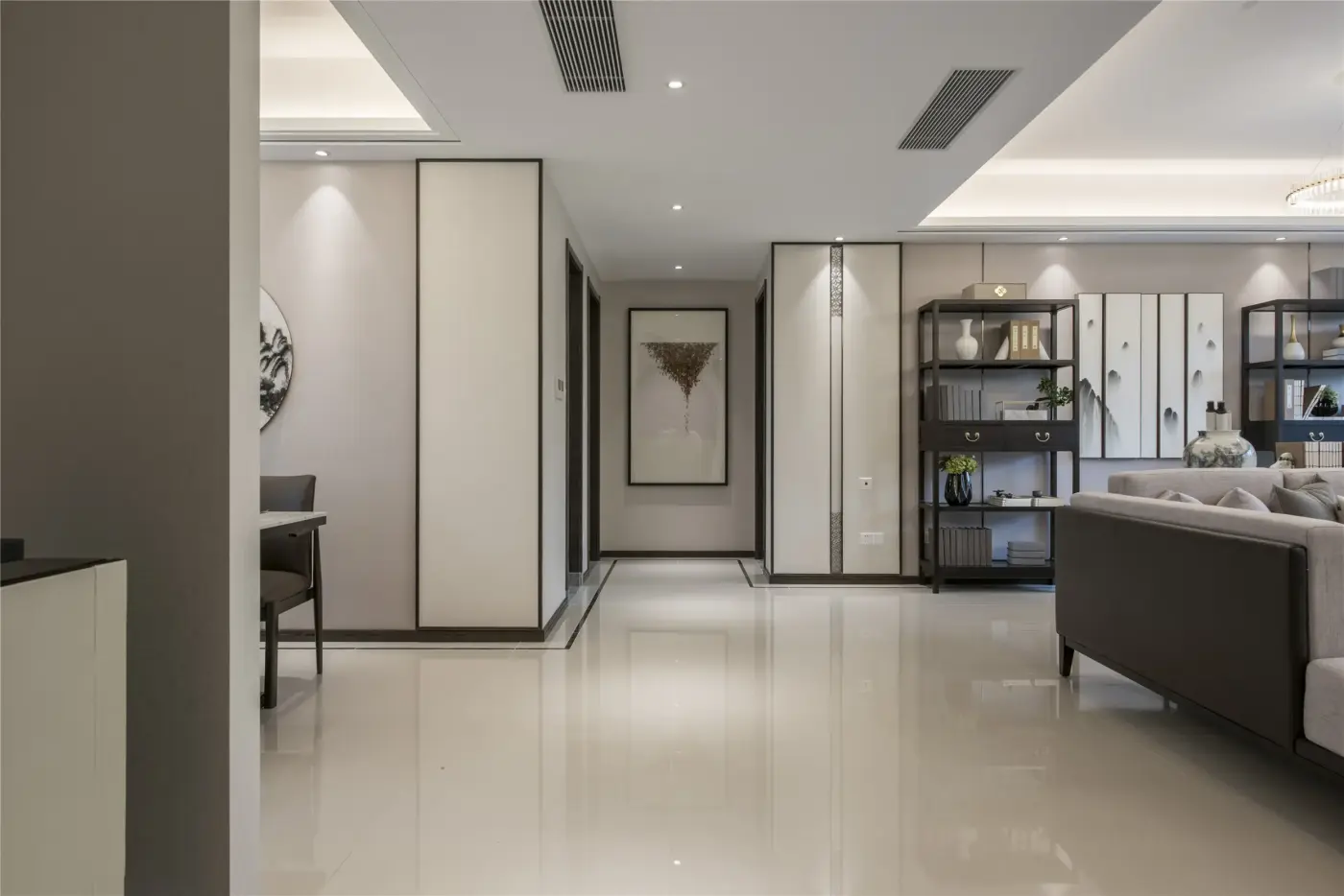 地面装修选什么材料好？地砖or地板？听老师傅一说你就明白了