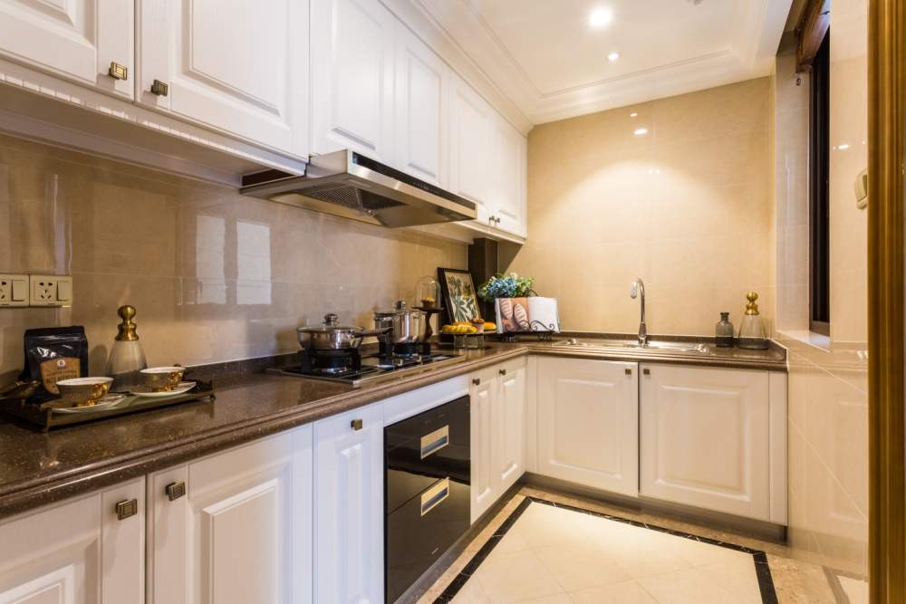 天天拖地板还是脏怎么办？跟阿姨偷学1招，从此一周不拖地！