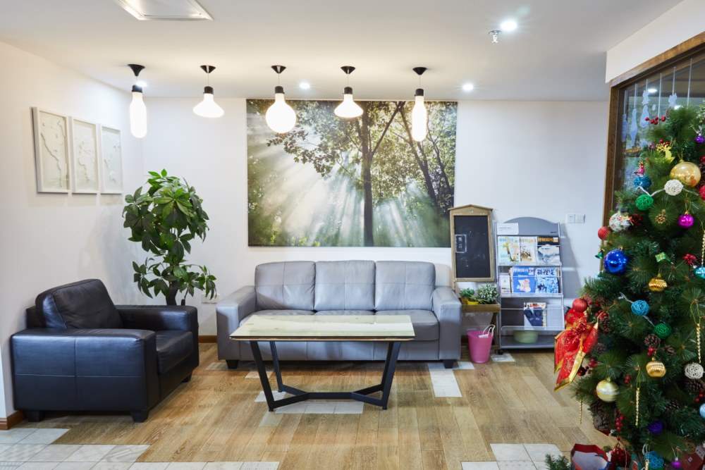 地暖上到底铺瓷砖和地板谁更好?庆幸听了老工头的话!(图2) 地暖上到底铺瓷砖和地板谁更好?庆幸听了老工头的话!