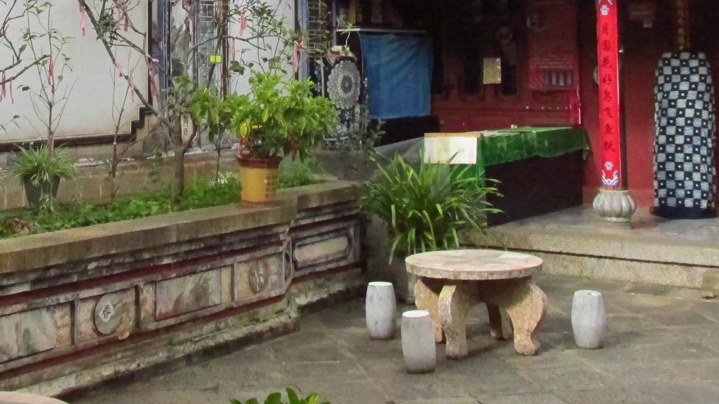 一楼装修防潮湿的最好方法，如何在湿度大的环境中保持家居干燥(图1)