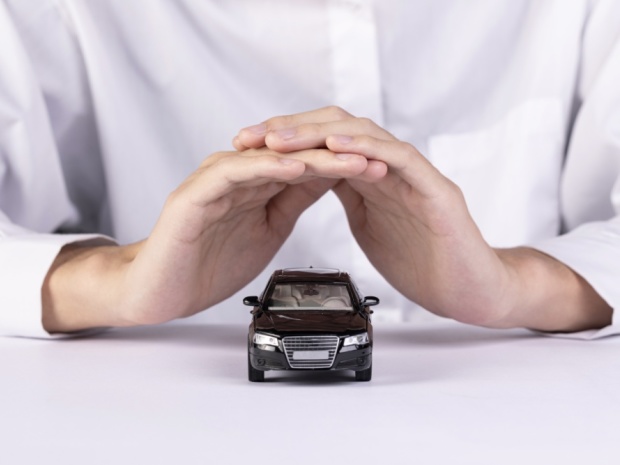 住户多次高空抛物楼下装监控抓元凶,法律对高空抛物如何规定?(图1)