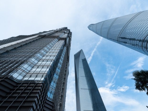 广州珠江新城东塔着火?谣言!网络谣言与房产市场稳定性?(图1)