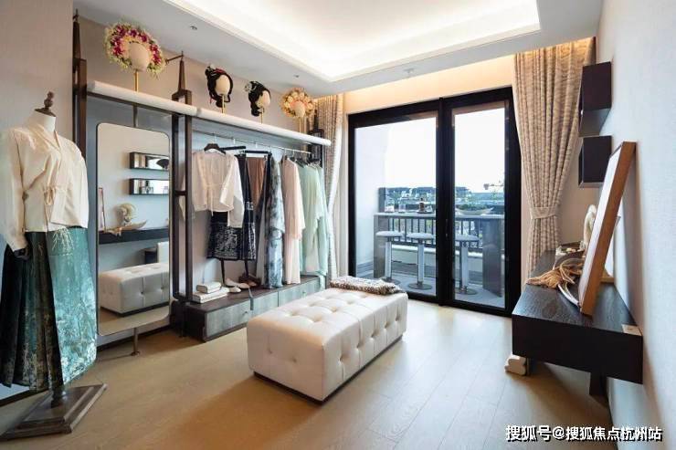 春风湖滨售楼处电话→春风湖滨售楼中心前台电话→2026春风湖滨楼盘百科→楼盘网站→楼盘测评→售楼中心电话→来电预约看房(图15)