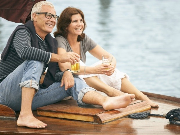 成都一小区50多家业主玻璃自爆，“老破小”热销的真正原因是啥(图1)