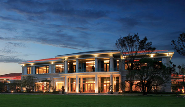 一卡解锁全年奢享！金鸡湖酒店集团 “乐享卡” 重磅上线，三重会籍适配多元度假需求(图1)