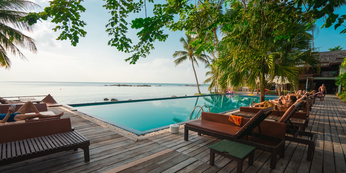 现代酒店客房与配套设施